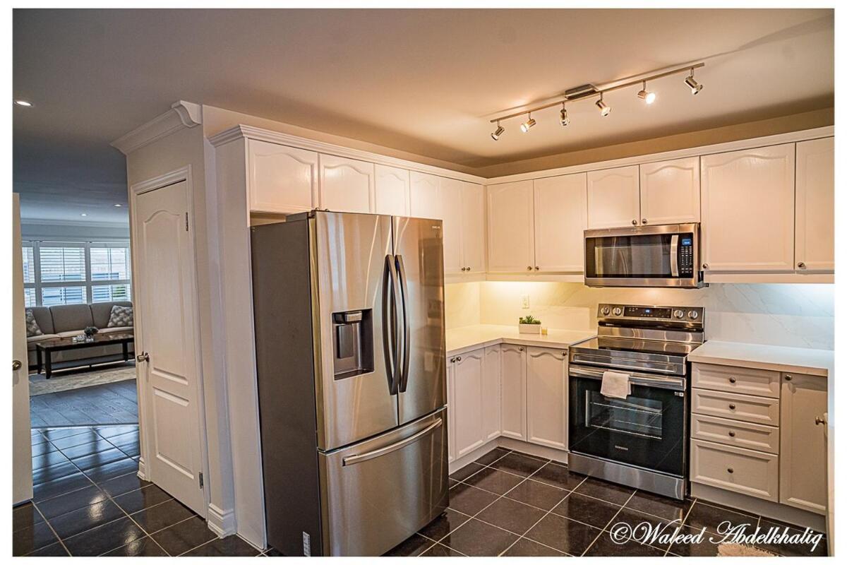Sunroom House - 4 Bedrooms Μισισάουγκα Εξωτερικό φωτογραφία